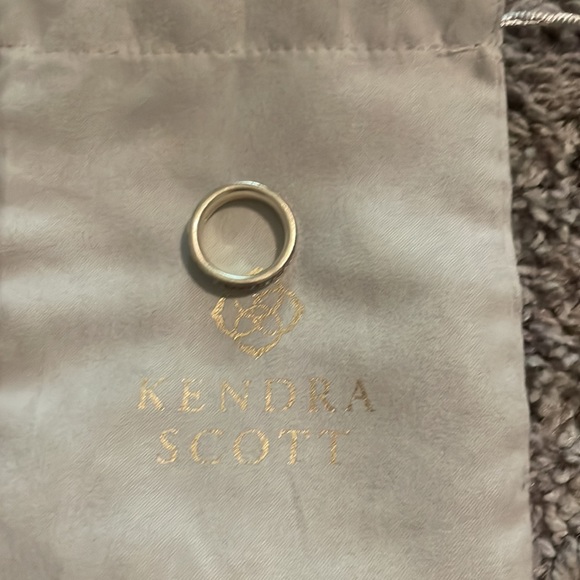 Kendra Scott ring - Picture 2 of 3